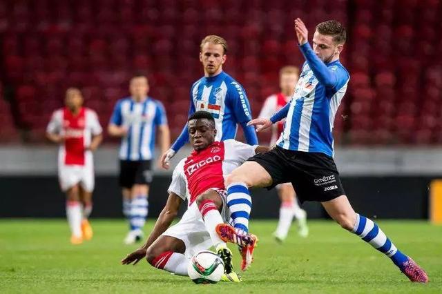 赛的舞台上 赛的舞台上