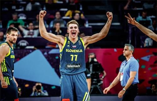 社媒与转播 社媒与转播