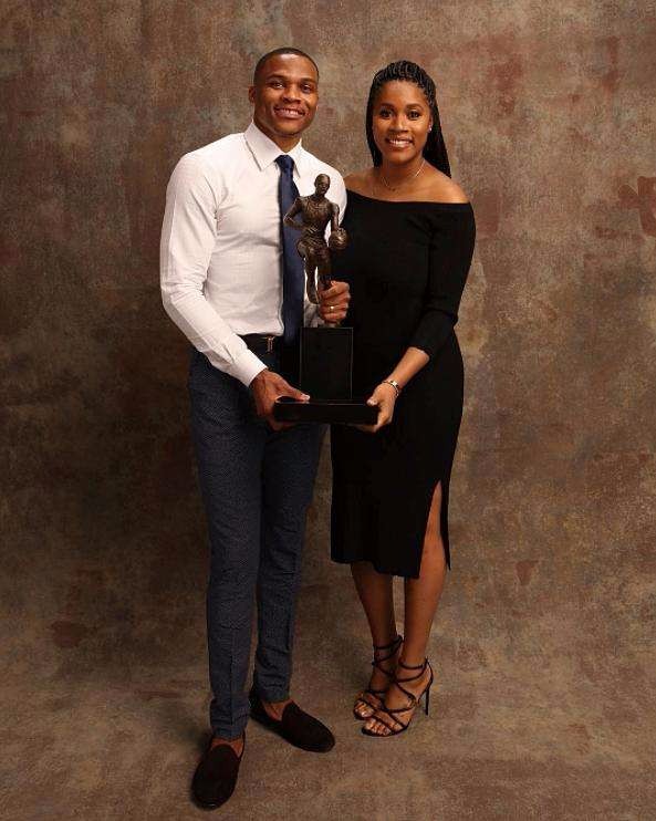 它既服务国 它既服务国